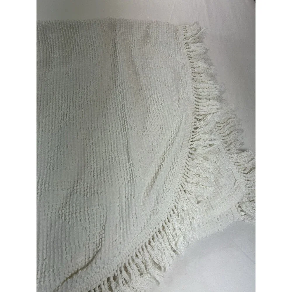 White Chenille Queen Bedspread 100% Cotton Lightweight Fringe 88x96 Cottagecore
